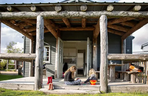 Hvidbjerg Strand Camping Resort Westernbyen Westernhytte Terresse Leg