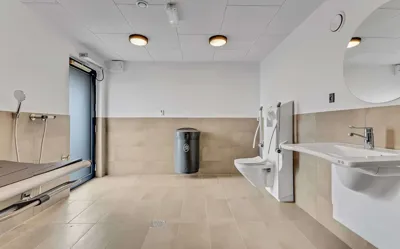 Hvidbjerg Strand Camping Resort Servicebygning Handicaptoilet Plads