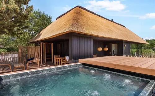 Hvidbjerg Strand Camping Resort Vesterhavsvilla Terresse Cocktailpool